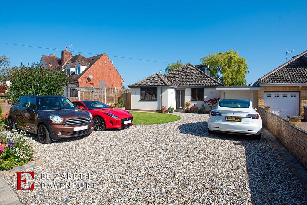 Binton, StratfordUponAvon 3 bed detached bungalow for sale £550,000