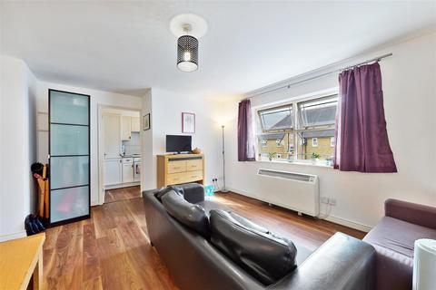 2 bedroom apartment to rent, Stott Close, Battersea