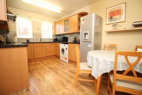 3 bedroom terraced house for sale, Ideally situated in central Yatton