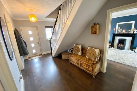 70 Millfields Close, Kilgetty, SA68 0SA
