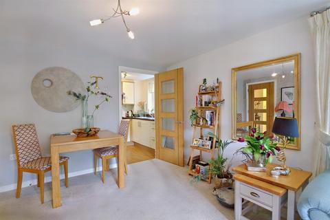 undefined, Lys Lander, Tregolls Road, Truro
