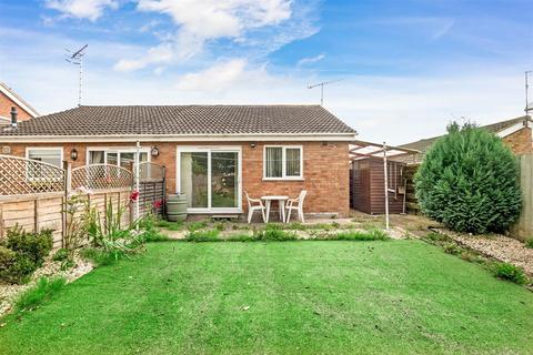 17 Barnack Drive, Warwick, CV34 5TY