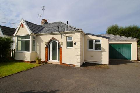 2 bedroom semi-detached bungalow for sale - Fully refurbished bungalow in the village of Cleeve