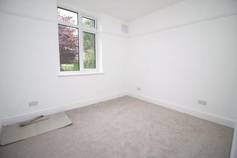 31 Bishops Road, Cleeve, Bristol, BS49 4NQ
