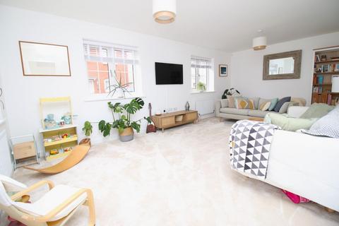 107 Muntjac Road, Langford, Bristol, BS40 5AG