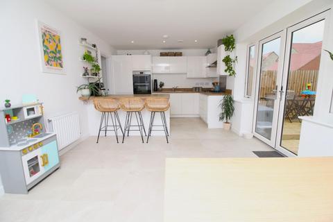 107 Muntjac Road, Langford, Bristol, BS40 5AG