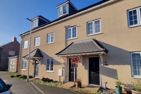 3 bedroom terraced house for sale - Spacious town house in Yatton's popular Chestnut Park