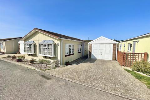 2 bedroom park home for sale, Newhaven Heights, Newhaven