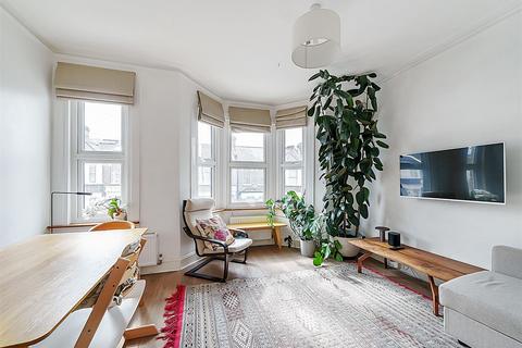 205b Chapter Road, London, NW2 5LJ