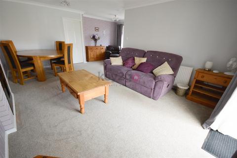 15 Benmore Drive, Sothall, Sheffield, S20 2PJ