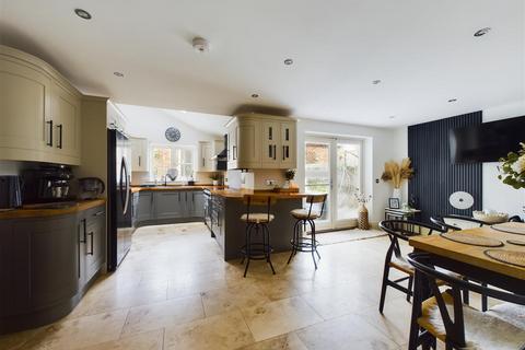 4 bedroom terraced house for sale - Christmas Cottage, Great Edstone, North Yorkshire, YO62 6NZ