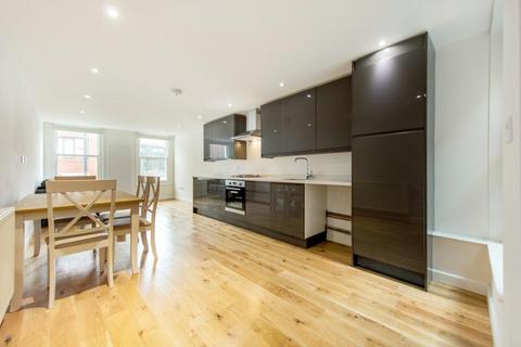 2 bedroom flat to rent, Farriers Mews, SW9