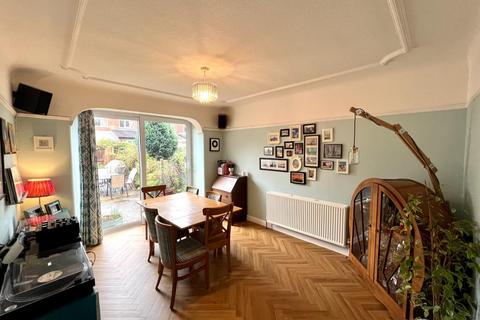6 Firs Avenue, Manchester, M16 0GA