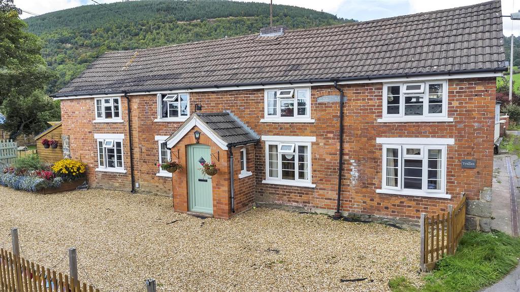 Llanwnog, Caersws 4 bed house for sale £325,000