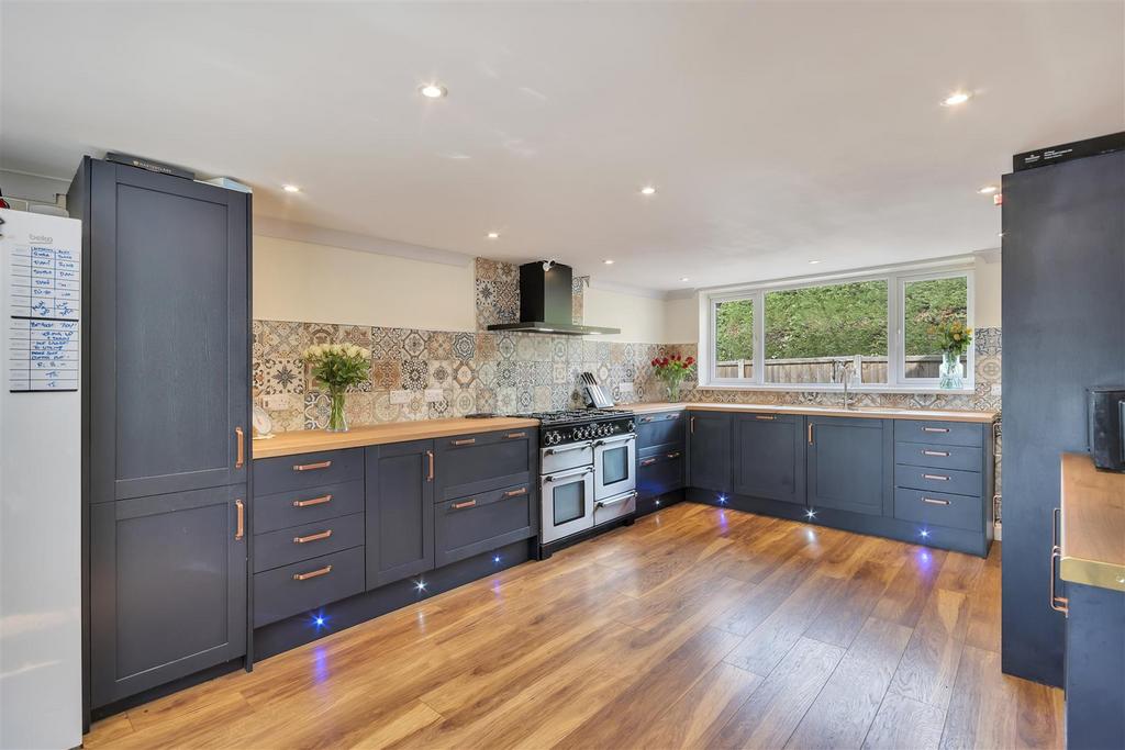 Llanwnog, Caersws 4 bed house for sale £325,000