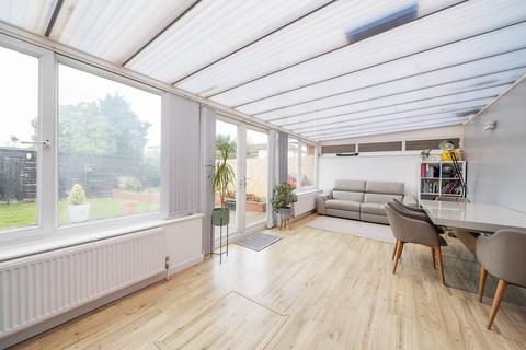 34 Berryfield, Slough, SL2 5SD