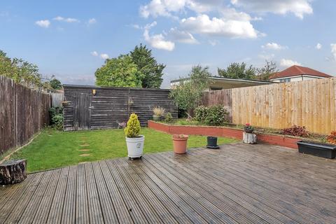34 Berryfield, Slough, SL2 5SD