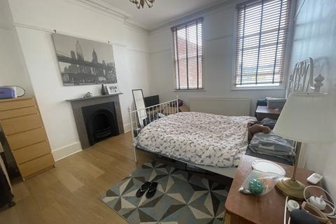 undefined, 5 Regent Square, Doncaster DN1