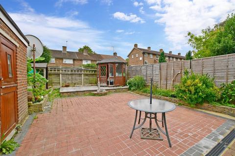 3 bedroom end of terrace house for sale - Shaws Road, Northgate, Crawley, West Sussex