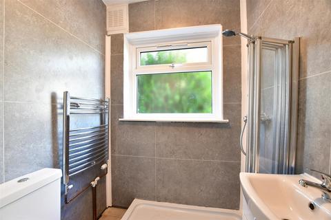 2 bedroom ground floor maisonette for sale - St. Mark's Avenue, Northfleet, Gravesend, Kent