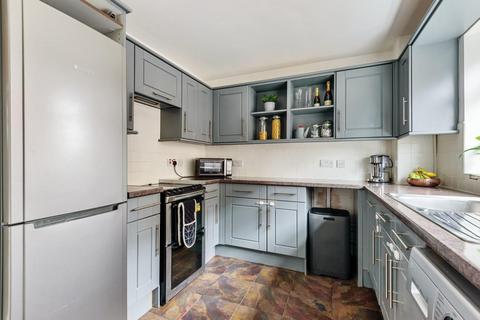 2 bedroom flat for sale - Orchard Road, Bromley