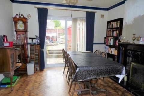 3 bedroom semi-detached house for sale - Pye Green Road, Cannock, Staffordshire, WS11 5RJ