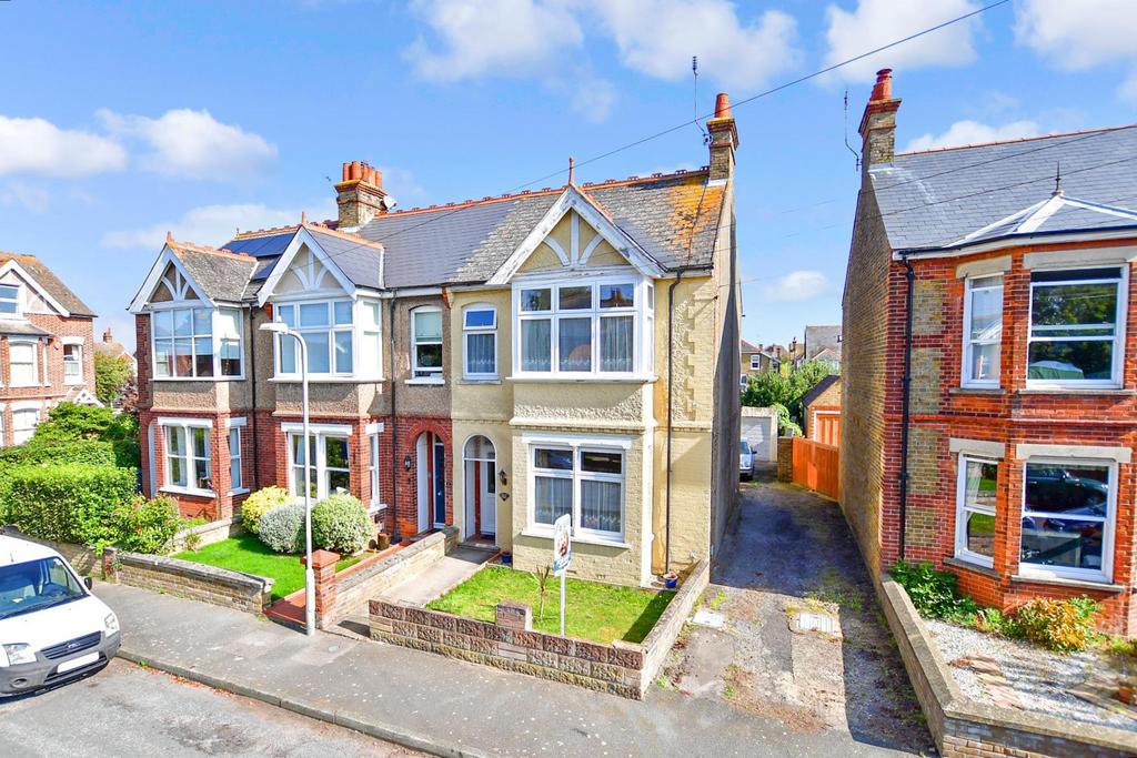 Claremont Road, Deal, Kent 4 bed semidetached house for sale £500,000