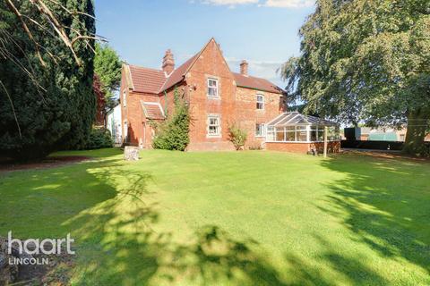 6 bedroom detached house for sale, Main Road, Louth