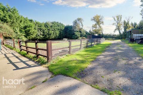 6 bedroom detached house for sale, Main Road, Louth