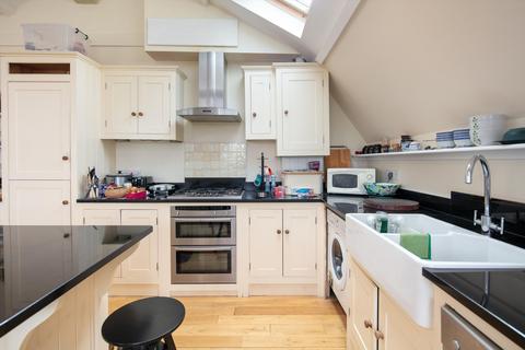 Flat 17, Percival Court, 1 Percival Road, Bristol, BS8 3BW