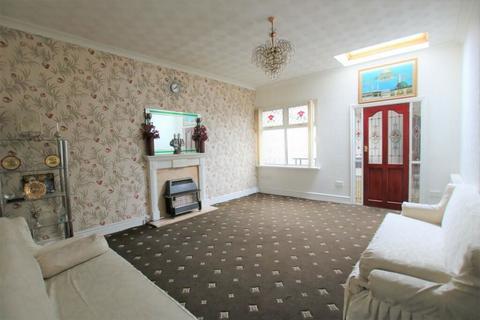 4 bedroom terraced house for sale - Cherry Street, Blackburn, Lancashire, BB1 1NT