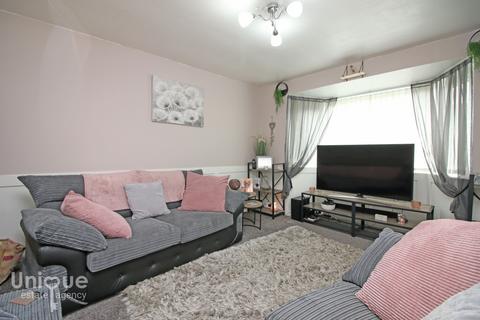 26 Brockholes Crescent, Poulton-le-fylde, FY6 8HU