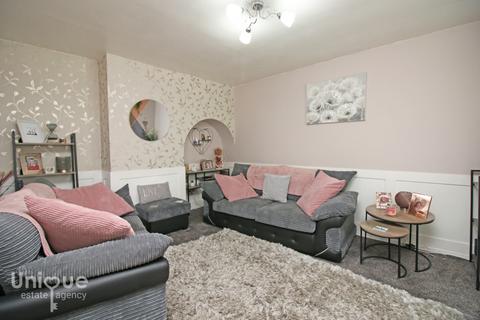 26 Brockholes Crescent, Poulton-le-fylde, FY6 8HU