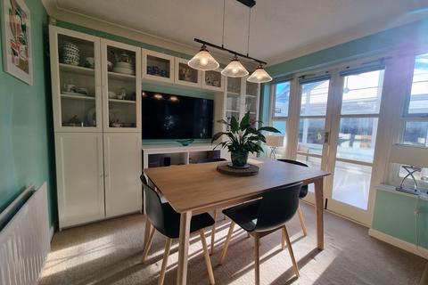 29 Barkus Close, Southam, CV47 1GB