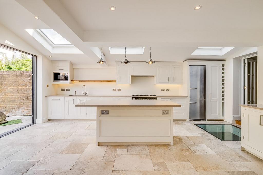Archway Street, Barnes, SW13 4 bed end of terrace house for sale £
