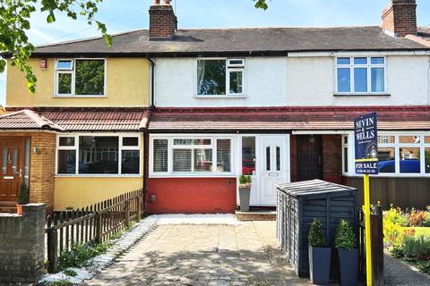 3 bedroom terraced house for sale, Fenton Avenue, Staines-upon-Thames, Surrey, TW18