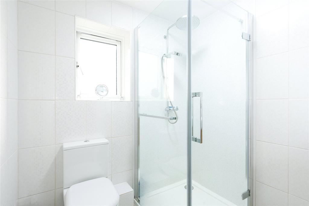 Bed 1 En Suite