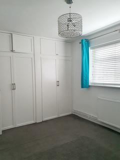1 bedroom flat to rent - The Avenue, Worcester Park KT4
