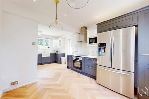 3 bedroom semi-detached house to rent, Broadcoombe, South Croydon, CR2