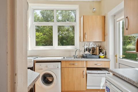15 Mearns Road, Clarkston, Glasgow, G76 7ES