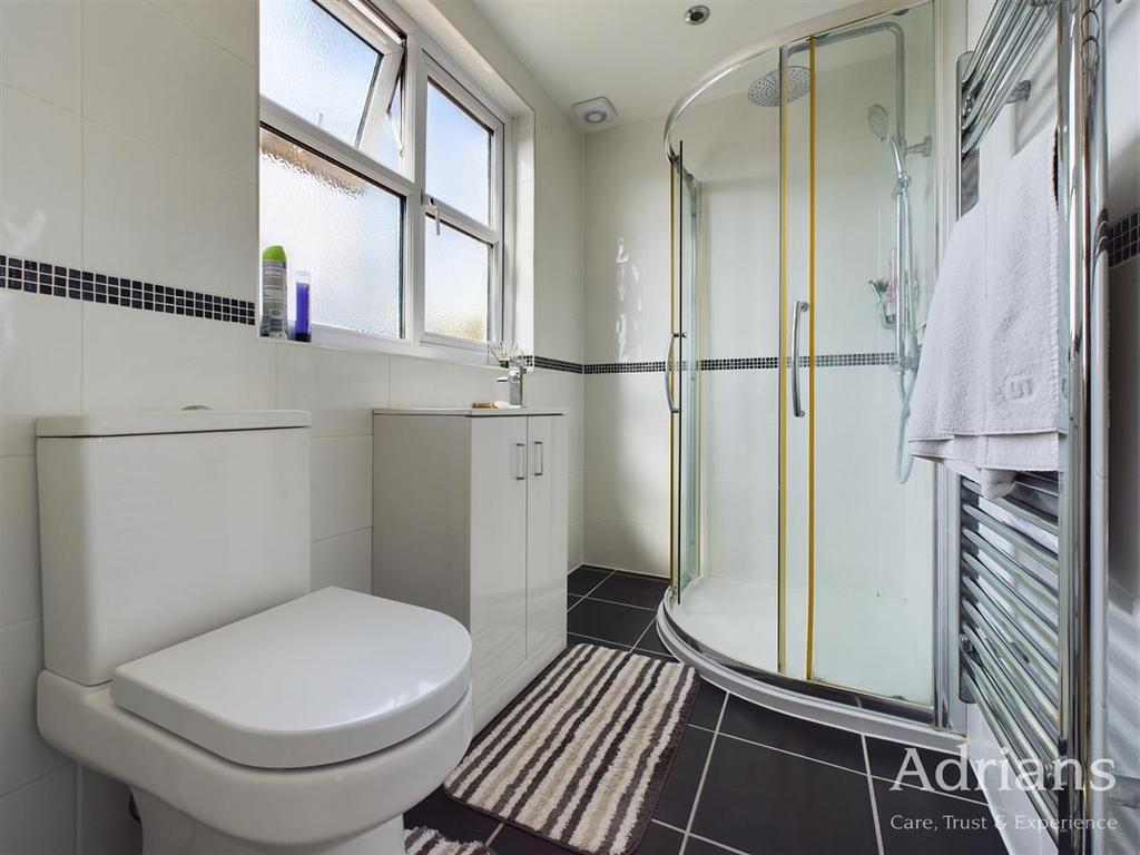 En suite shower room