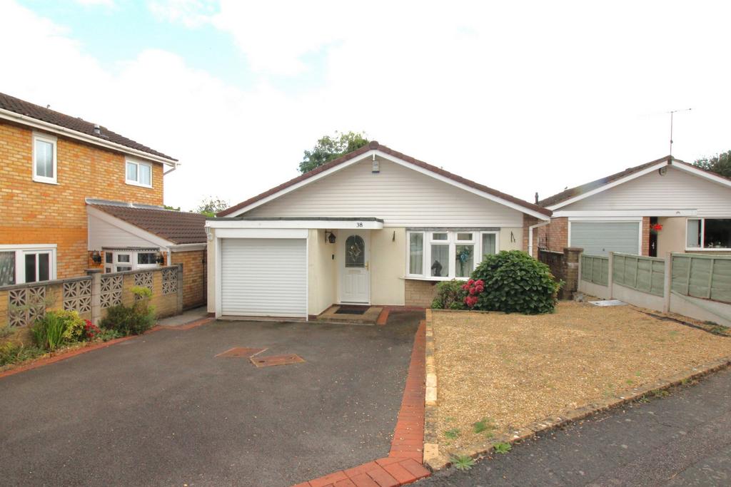 Sheraton Drive, Kidderminster, DY10 2 bed bungalow for sale £280,000