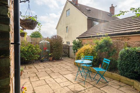 30 Iter Park, Bow, Crediton, EX17 6BY