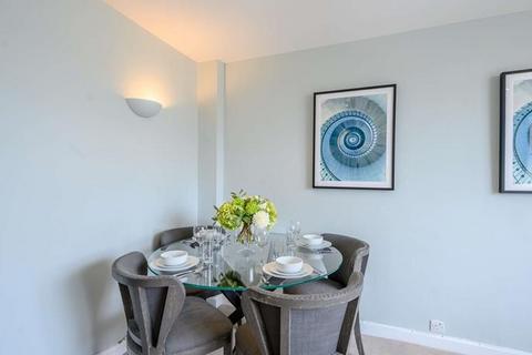 2 bedroom apartment to rent, HILL STREET, MAYFAIR, W1J