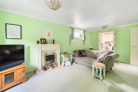 1 bedroom retirement property to rent, Willow Road,  Aylesbury,  HP19