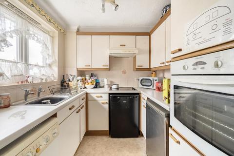 1 bedroom retirement property to rent, Willow Road,  Aylesbury,  HP19