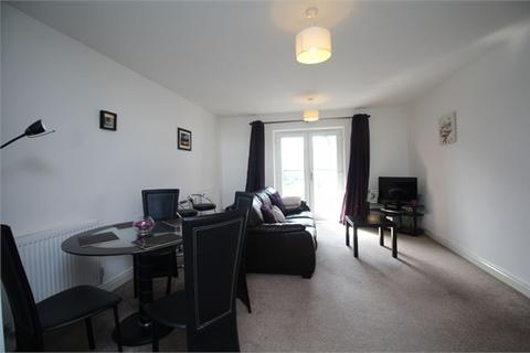 2 bedroom flat to rent, Harley Drive, Walton