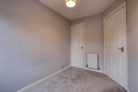 16 Calcutt Way, Shirley, Solihull, B90 1RS