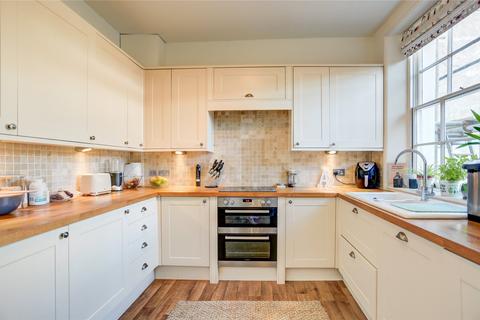 2 bedroom apartment to rent, Lewes Crescent, Brighton, East Sussex, BN2