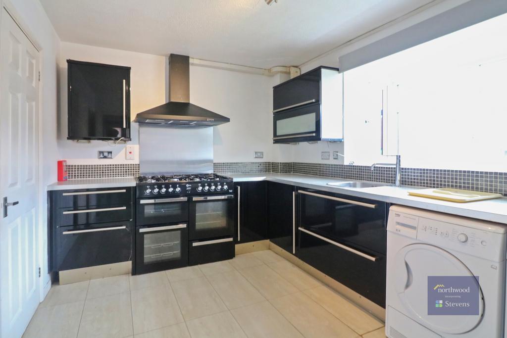 Star Lane, Folkestone, CT19 3 bed semidetached house £1,500 pcm (£